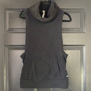 Alo fleece cowl neck vest